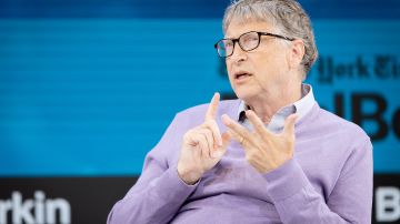 Bill Gates da sus mejores consejos para volverse rico.