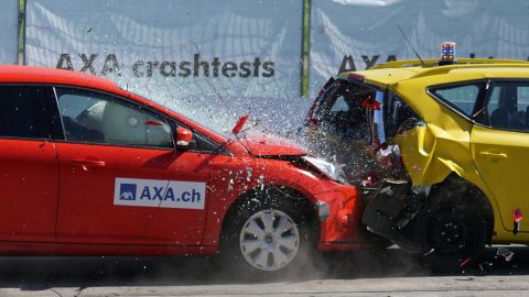 Es imprescindible contratar un seguro para auto para cuidar tu inversión.