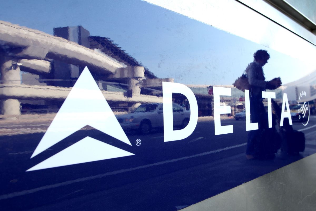 Delta sólo servirá vino y cerveza en sus vuelos fuera de los Estados Unidos.