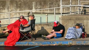 FRANKFORT, KY - JUNE 19: Hundreds of unemployed Kentucky residents wait in long lines outside the Kentucky Career Center for help with their unemployment claims on June 19, 2020 in Frankfort, Kentucky. (Photo by John Sommers II/Getty Images)