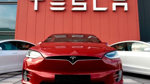 Tesla es una de las compañías más reconocidas a nivel mundial. (Foto por JOHN THYS/AFP via Getty Images)