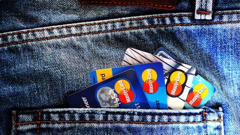 Estas tarjetas pueden hacerte ahorrar mucho dinero en tus primeros meses.