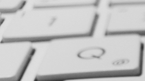 Antes de comprar tu computadora, considera tanto los requerimientos que necesitas para trabajar como el valor de la misma.