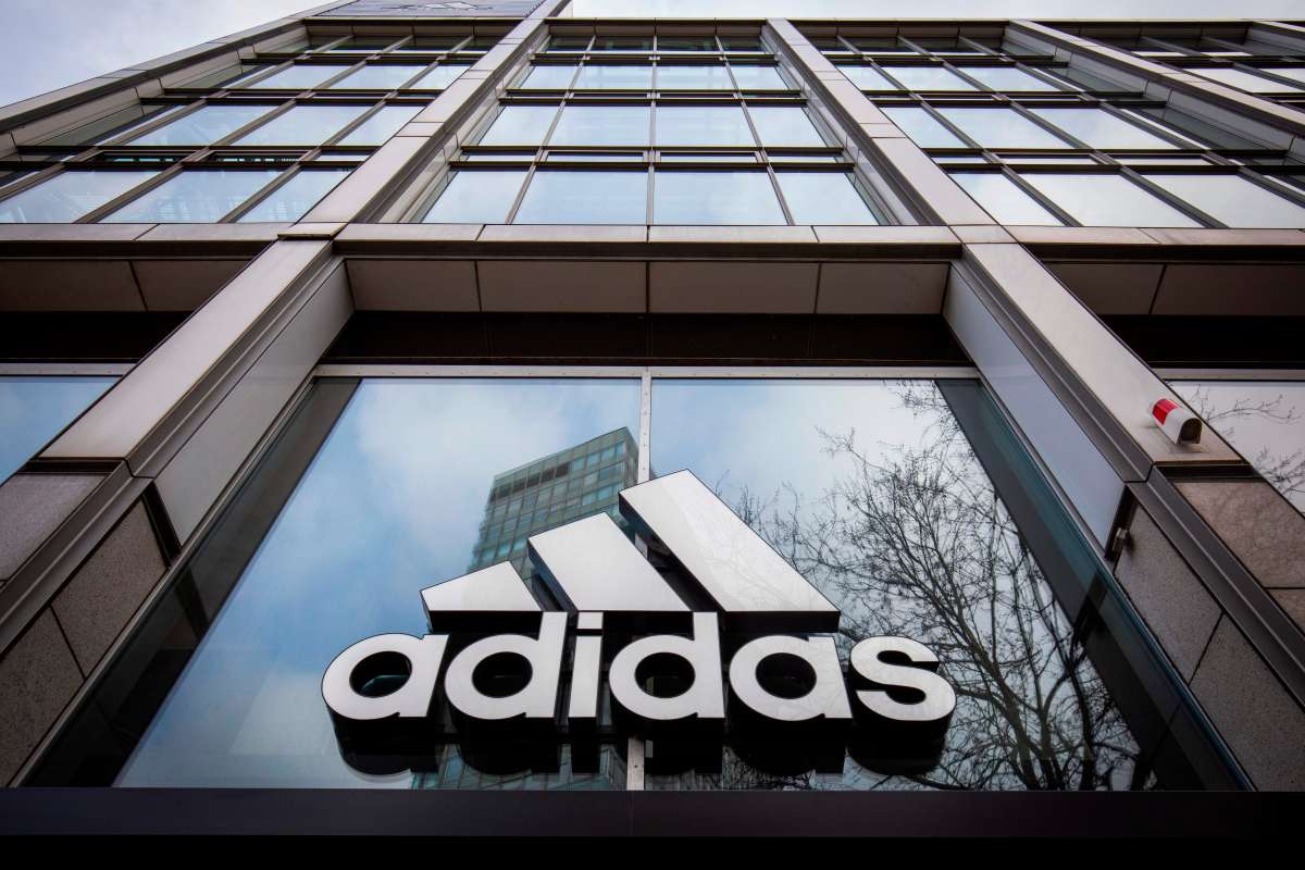 La directora recursos humanos de Adidas tras acusaciones de racismo - Solo