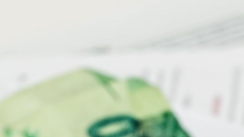 Establecer un equilibrio entre tus ingresos y tus gastos puede hacerte que incluso ganes más dinero.
