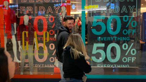 Shoppers look for early bargains as the Black Friday sales begin on Thanksgiving Day in Los Angeles, California on November 28, 2019. - Black Friday is the local name for the Friday following Thanksgiving Day which has become a major shopping day in the United States (Photo by Mark RALSTON / AFP) (Photo by MARK RALSTON/AFP via Getty Images)