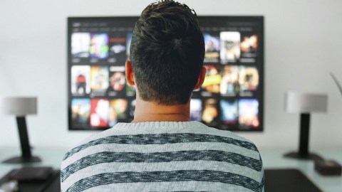 No es necesario gastar una fortuna si estás buscando renovar tu TV.