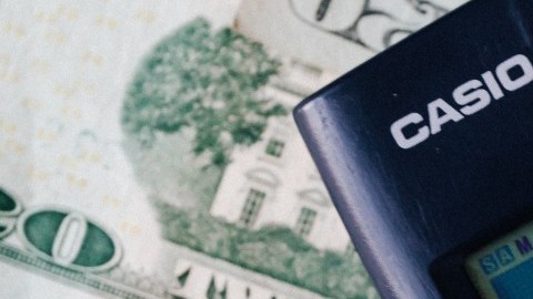 Debes hacer cálculos, porque el pago inicial de una casa no es el único desembolso que realizarás y debes estar prevenido.