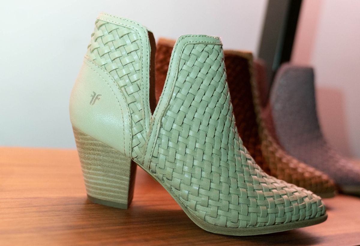 Las botas de Frye, uno de los artículos más apreciados por las compradoras de segunda mano.