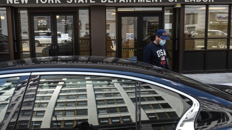 El Departamento del Trabajo de Nueva York brinda la información sobre los apoyos.