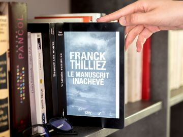 Los estudiantes universitarios tienen el privilegio de tener gratis bastantes libros en línea.