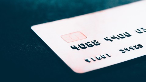 Hay tarjetas de crédito en las que puedes ser aceptado sin tanto puntaje.
