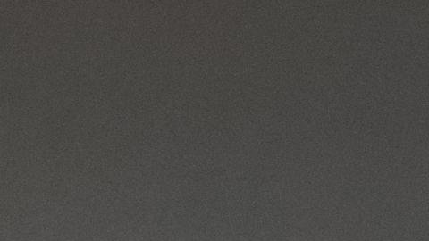 En un negocio de reventa, prácticamente puedes vender cualquier cosa, como ropa, zapatos o lo que tú consideres.