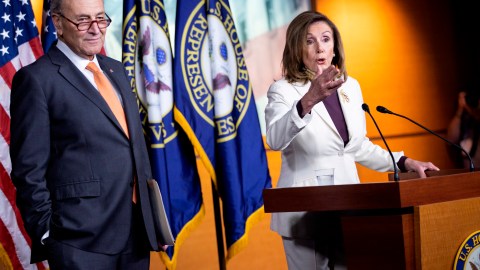 Washington (United States), 06/08/2020.- US Speaker of the House Nancy Pelosi and Senate Minority Leader Democrat Chuck Schumer participates in a press conference on coronavirus stimulus relief legislation, on Capitol Hill in Washington, DC, USA, 06 August 2020. Negotiatons continue on coronavirus stimulus relief legislation, with the goal of a deal between Trump administration officials, Senate Rebublicans and Congressional Democratic leadership; as unemployment insurance for tens of millions of Americans has already expired. (Estados Unidos) EFE/EPA/TING SHEN