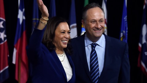 Los activos de la pareja incluyen casas en Los Ángeles, Washington, D.C. y San Francisco.