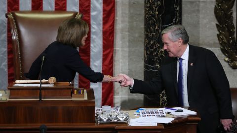 WASHINGTON, DC - DECEMBER 18: Speaker of the House Nancy Pelosi (D-CA) (L) shakes hand with Rep. Mark Meadows (R-NC) as she presides over the House of Representatives as they vote on the second article of impeachment of U.S. President Donald Trump at in the House Chamber at the U.S. Capitol December 18, 2019 in Washington, DC. The U.S. House of Representatives voted to successfully pass two articles of impeachment against President Donald Trump on charges of abuse of power and obstruction of Congress. (Photo by Chip Somodevilla/Getty Images)