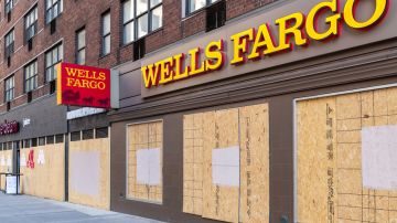 Las instituciones financieras también han sido golpeadas por el coronavirus como Wells Fargo, por ello buscan ayudar a sus clientes.