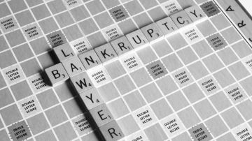 Declararse en bancarrota puede ser una de las opciones para saldar deudas, pero también puedes gastar más de lo previsto.