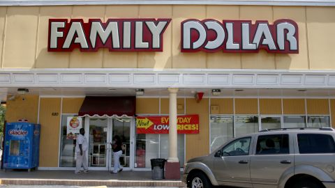 Se pueden encontrar productos sencillos y de buen gusto en las tiendas de dólar.