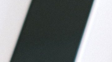 Tienes que revisar tu información crediticia antes de tomar la decisión de eliminar alguna de tus tarjetas de crédito.