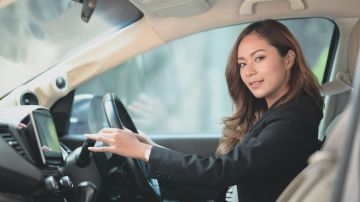 Los empleos de taxista y chofer para mujeres aumentó un 104 por ciento de 2015 a 2019.