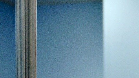 Una enfermera practicante coordina la atención del paciente y puede brindar atención médica primaria y especializada.