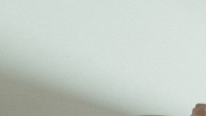 Bailar es una de las actividades más divertidas y relajantes que puedes hacer en casa.