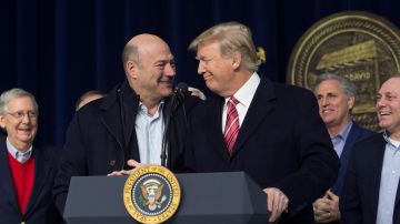 THURMONT, MD - JANUARY 6: (AFP OUT) U.S. President Donald Trump and National Economic Council Director Gary Cohn affirm their support for each other at Camp David on January 6, 2018 in Thurmont, Maryland. President Trump met with staff, members of his Cabinet and Republican members of Congress to discuss the Republican legislative agenda for 2018. (Photo by Chris Kleponis-Pool/Getty Images)