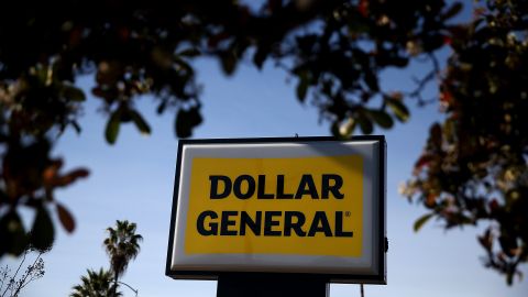 Los días viernes y sábado son los mejores para comprar en Dollar General.