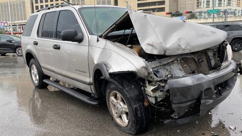 El costo de una poliza del seguro de auto depende de varios factores.