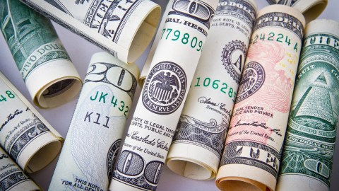Recibir tus pagos de estímulo por medio de tu cuenta bancaria es la forma más rápida de obtenerlo.