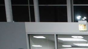 Tiendas como Walmart o Best Buy abrirán desde las 5:00 A.M.