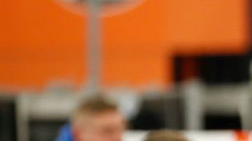 El incremento diario de casos por COVID-19 ha despertado el temor de comprar en sucursales.