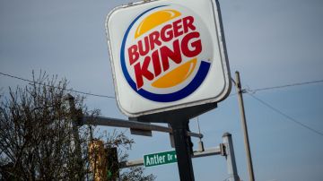 Burger King cuenta con su “Party Bundle” a $20 dólares.