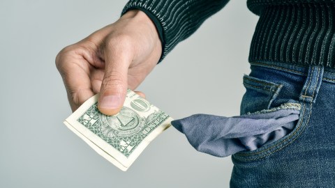 POBREZA FINANZAS