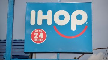 CHICAGO, IL - AUGUST 10:  An IHOP restaurant serves customers on August 10, 2017 in Chicago, Illinois. DineEquity, the parent company of Applebee's and IHOP, plans to close up to 160 restaurants in the first quarter of 2018. The announcement helped the stock climb more than 4 percent today.  (Photo by Scott Olson/Getty Images)