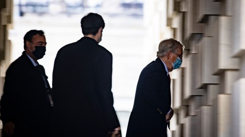 WASHINGTON, DC - DECEMBER 20: Senate Majority Leader Mitch McConnell (R-KY) arrives at the US Capitol building on December 20, 2020 in Washington, DC. Republicans and Democrats in the Senate finally came to an agreement on the coronavirus relief bill and a vote is expected later today. (Photo by Samuel Corum/Getty Images)
