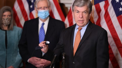 WASHINGTON, DC - DECEMBER 01: Sen. Roy Blunt (R-MO) (R) speaks during a news conference with Sen. Joni Ernst (R-IA) and Senate Majority Leader Mitch McConnell (R-KY) in the Mansfield Room at the U.S. Capitol December 01, 2020 in Washington, DC. The Senate GOP leaders were asked about the chances of Congress passing another coronavirus relief bill along with must-pass government funding legislation. (Photo by Chip Somodevilla/Getty Images)