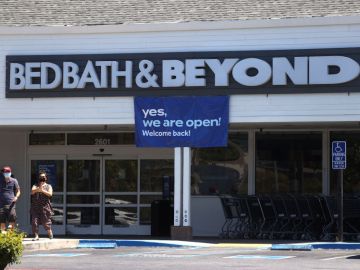 Bed Bath & Beyond tiene importantes descuentos en ropa de cama y blancos.