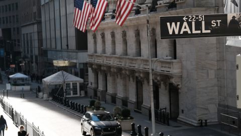 NEW YORK, NEW YORK - NOVEMBER 24: The New York Stock Exchange (NYSE) stands in lower Manhattan on November 24, 2020 in New York City. As investor's fear of an election crisis eases, the DowJones Industrial Average passed the 30,000 milestone for the first time on Tuesday morning.  (Photo by Spencer Platt/Getty Images)