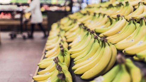 En toda la isla existen 17 tiendas SuperMax, las cuales ahora tienen vacantes por cubrir de: cajeros, preparación de alimentos, frutas y vegetales, gondoleros, panadería, repostería y carnicería.