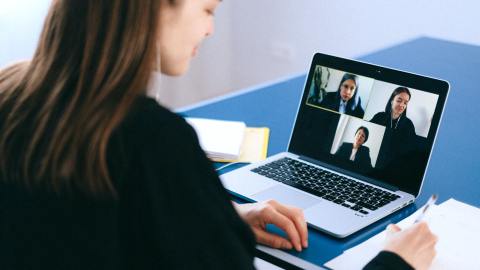 No parece que debas considerar estos ingresos como una forma de ganarte la vida, pero sí pueden ser ganancias importantes de forma alterna ya que una misma persona podría no calificar para todos los temas, pues cada focus group tiene su punto demográfico específico al que se dirige.