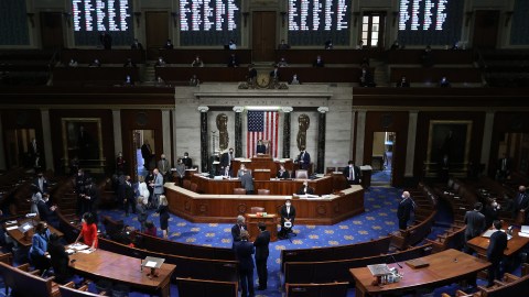 WASHINGTON, DC - JANUARY 13: Speaker of the House Nancy Pelosi (D-CA) presides over the vote to impeach U.S. President Donald Trump for the second time in little over a year in the House Chamber of the U.S. Capitol January 13, 2021 in Washington, DC. The House voted to impeach Trump on the charge of “incitement of insurrection," 232-197 after a mob of his supporters attacked the U.S. Capitol where Congress was working to certify the Electoral College victory of President-elect Joe Biden on January 6. 10 Republicans voted to impeach. (Photo by Chip Somodevilla/Getty Images)