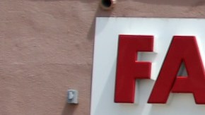 Family Dollar ofrece entrega a domicilio en una hora para sus compras en línea.