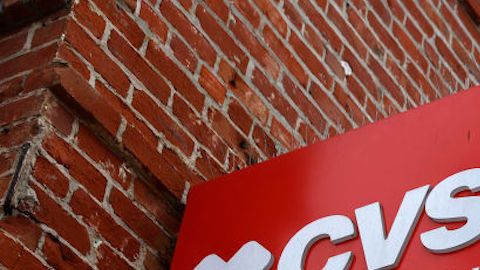 La cadena de farmacias CVS está aplicando la vacuna contra el coronavirus en 11 estados.