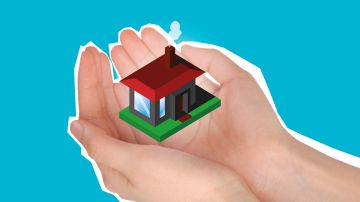 Con un préstamo con garantía hipotecaria o una HELOC estás poniendo tu casa en manos del prestamista por una fuerte cantidad de dinero.