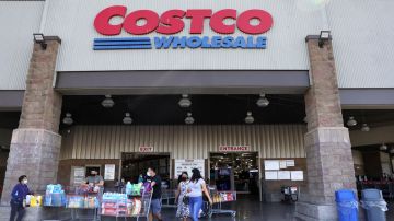 La membresía básica de Costco tiene un precio de $60 dólares anuales.
