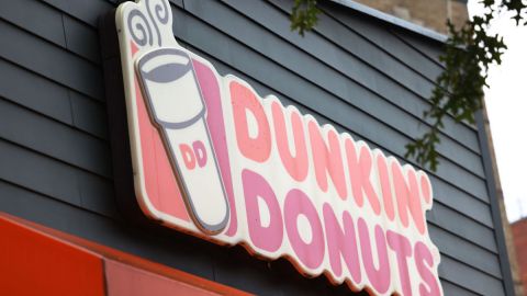 Dunkin’ Donuts tendrá la promoción hasta el 21 de abril.