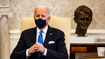 WASHINGTON, DC - MARCH 03: President Joe Biden holds a meeting on cancer with Vice President Kamala Harris and other lawmakers in the Oval Office at the White House on March 3, 2021 in Washington, DC. (Photo by Samuel Corum/Getty Images)