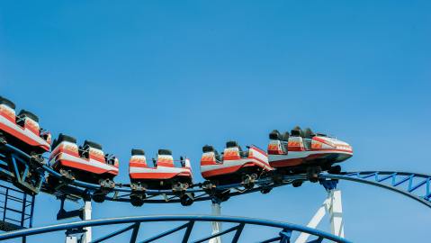 Los trabajados disponibles en esta reapertura van desde operadores de viajes hasta trabajadores de alimentos y bebidas, pueden aplicar incluso estudiantes porque cuentan con horarios flexibles.
